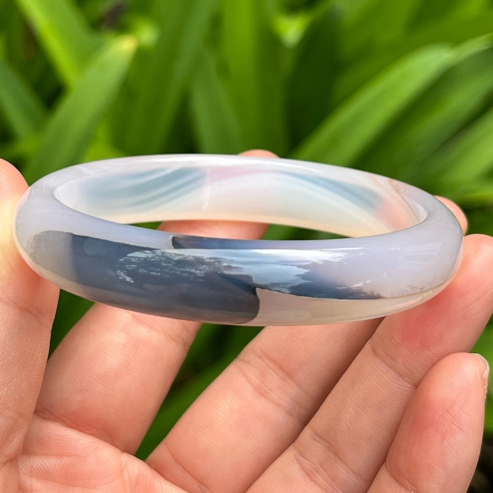 58.5mm Inner Diameter banded black and‎ white agate hard bangle 0087